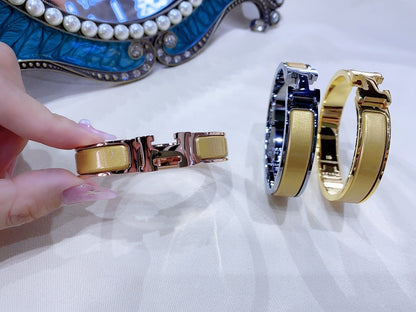 ˇGilded EraˇH CHAMPAGNE BRACELET