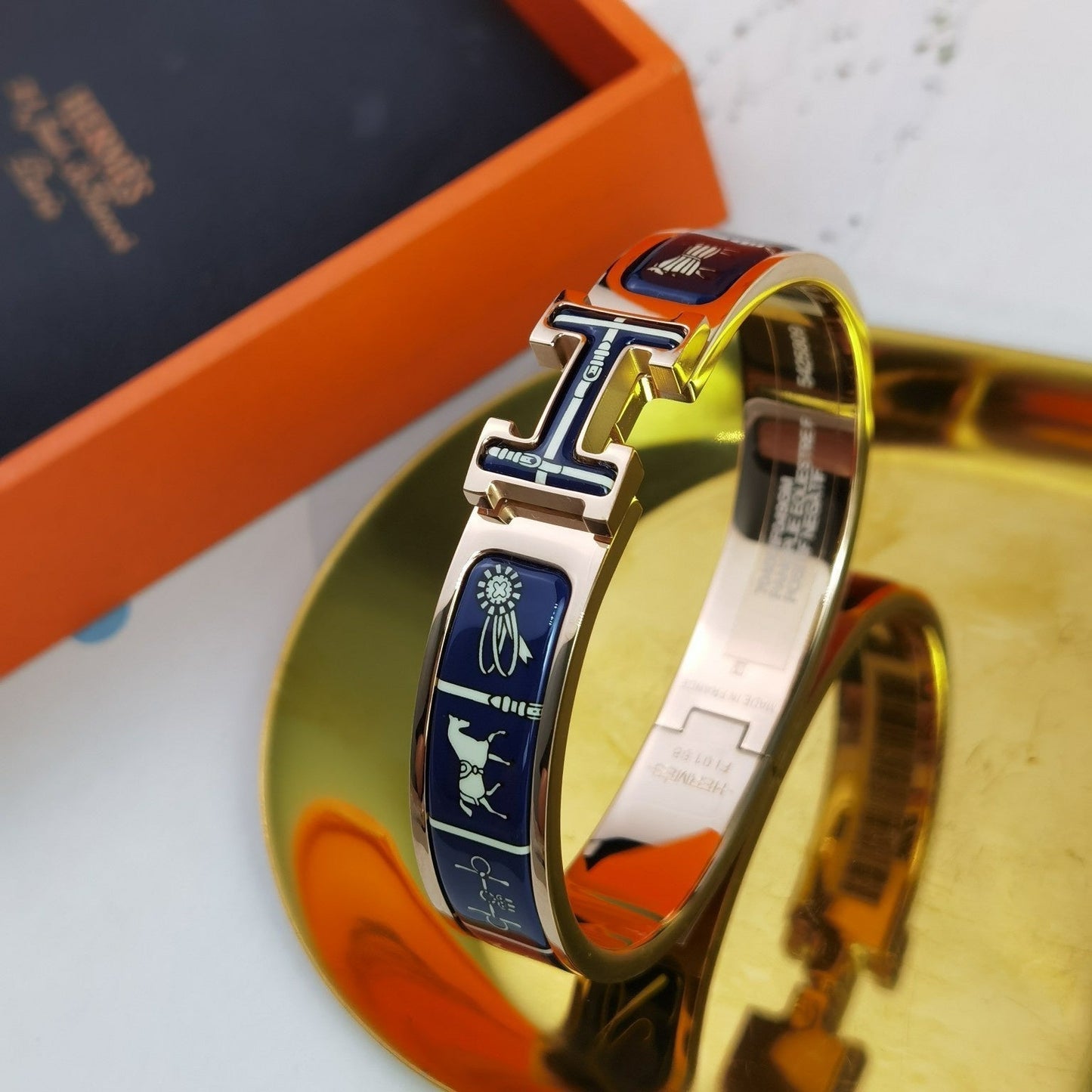 ˇGilded EraˇH COUVERTURES DARK BLUE BRACELET
