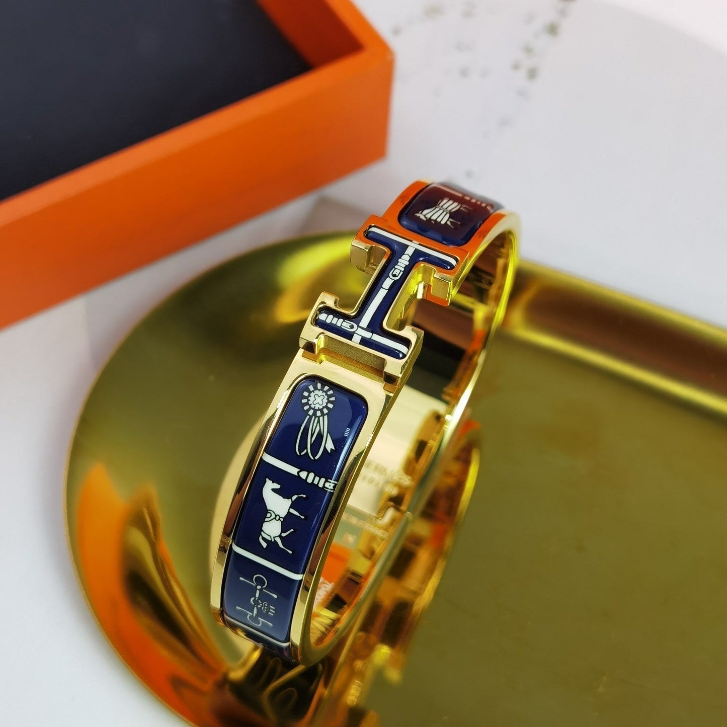 ˇGilded EraˇH COUVERTURES DARK BLUE BRACELET