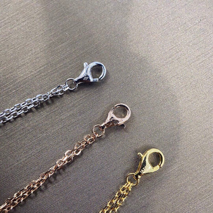 ˇGilded EraˇLOVE BRACELET 2 DIAMOND