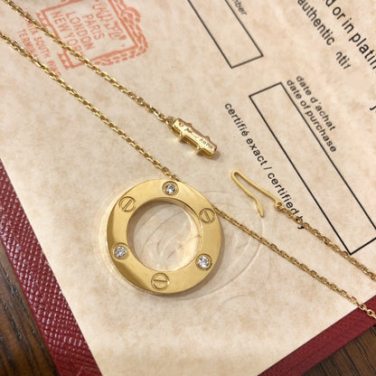 ˇGilded EraˇLOVE NECKLACE 16MM 3 DIAMONDS