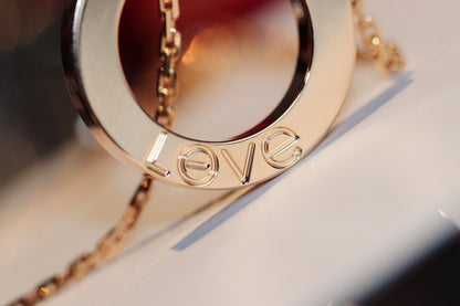ˇGilded EraˇLOVE NECKLACE 16MM 6 DIAMONDS PINK GOLD
