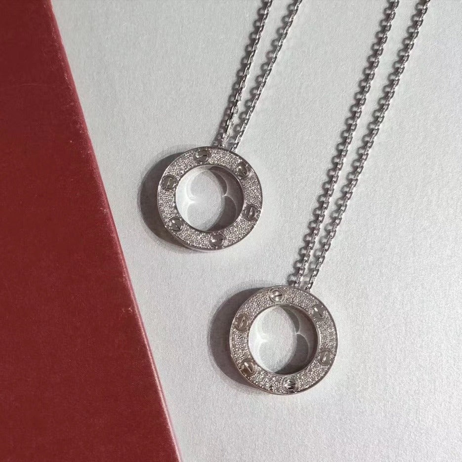 ˇGilded EraˇLOVE NECKLACE ADJUSTABLE SILVER