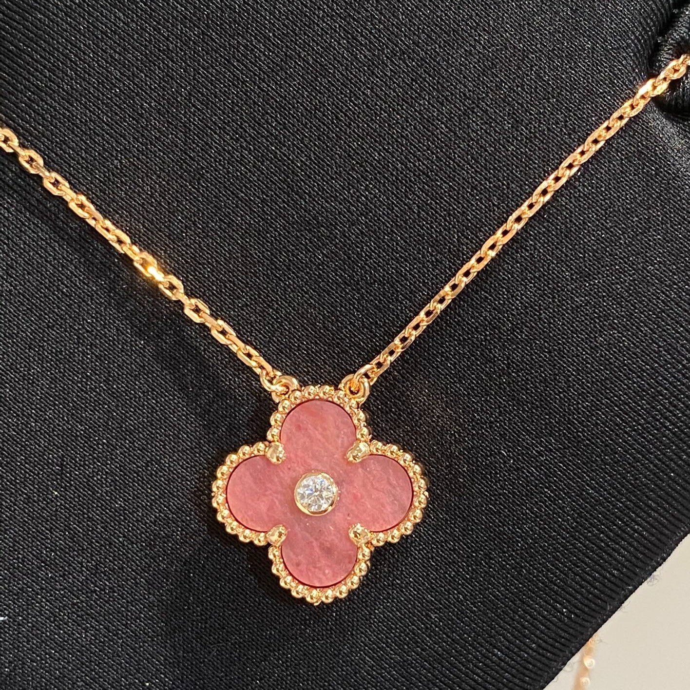 ˇGilded EraˇCLOVER 15MM DIAMOND RHODONITE NECKLACE