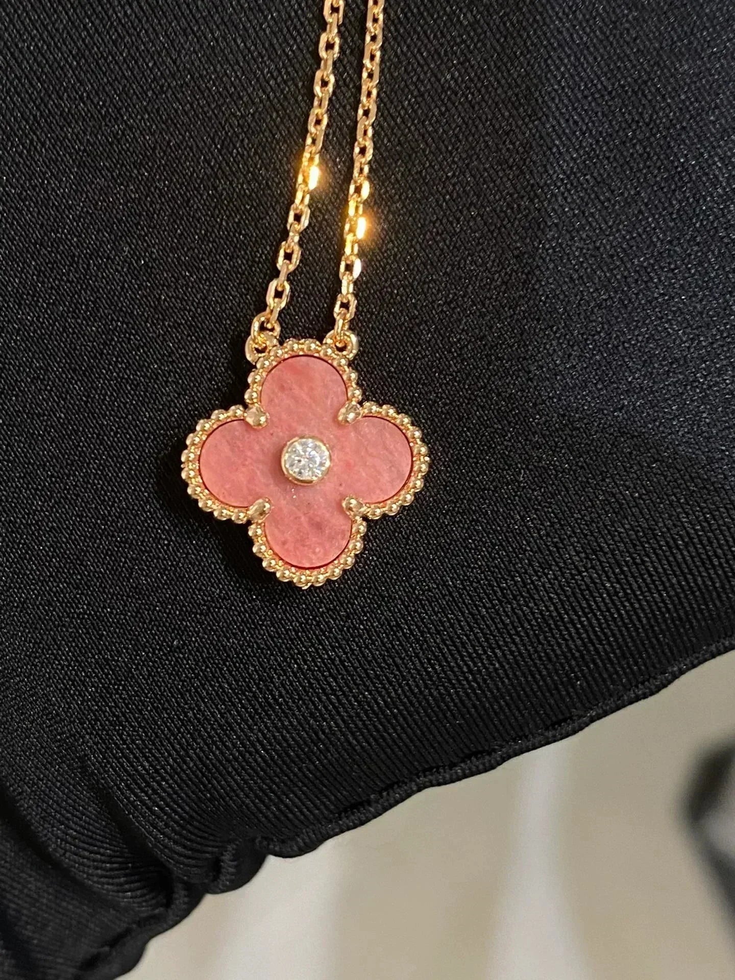 ˇGilded EraˇCLOVER 15MM DIAMOND RHODONITE NECKLACE