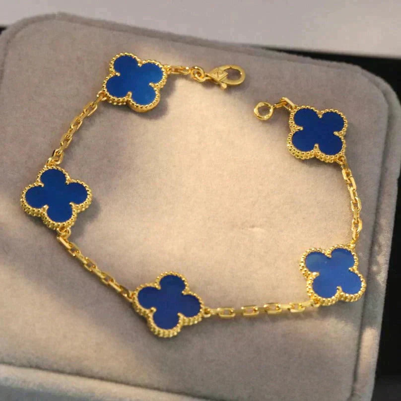 ˇGilded EraˇCLOVER 5 MOTIFS BLUE AGATE BRACELET