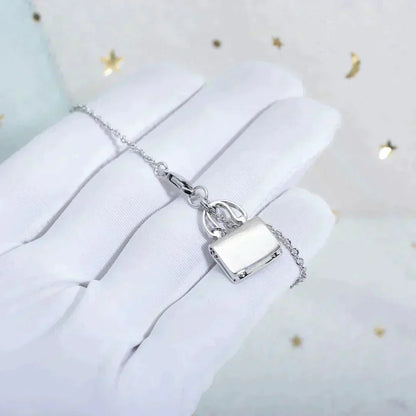 ˇGilded EraˇAMULETTE PEDANT SILVER NECKLACE