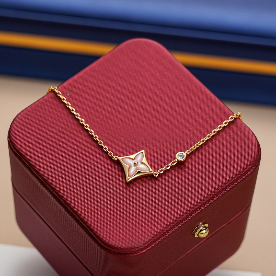 ˇGilded EraˇSTAR 1 DIAMOND PINK GOLD BRACELET