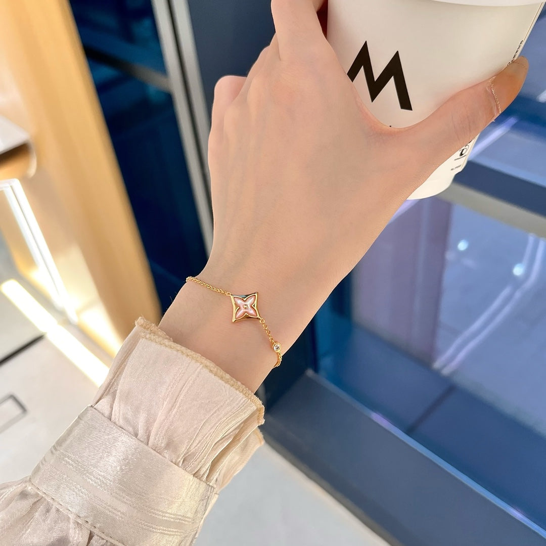ˇGilded EraˇSTAR 1 DIAMOND PINK GOLD BRACELET