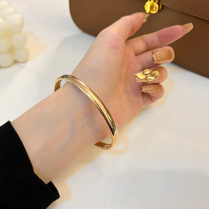 ˇGilded EraˇPANTHERE GOLD DIAMOND OPEN BRACELET