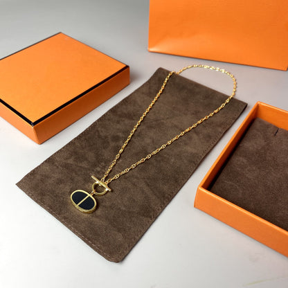 ˇGilded EraˇCHAINE VERSO BLACK CERAMIC NECKLACE