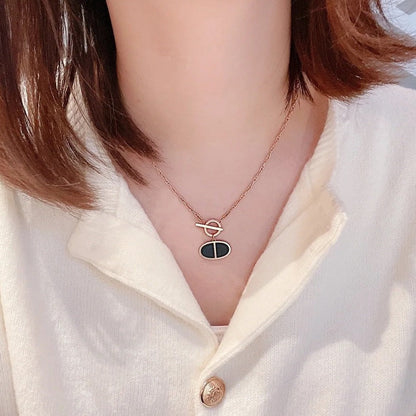 ˇGilded EraˇCHAINE VERSO BLACK CERAMIC NECKLACE