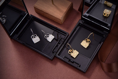 ˇGilded EraˇKELLY DIAMOND EARRINGS
