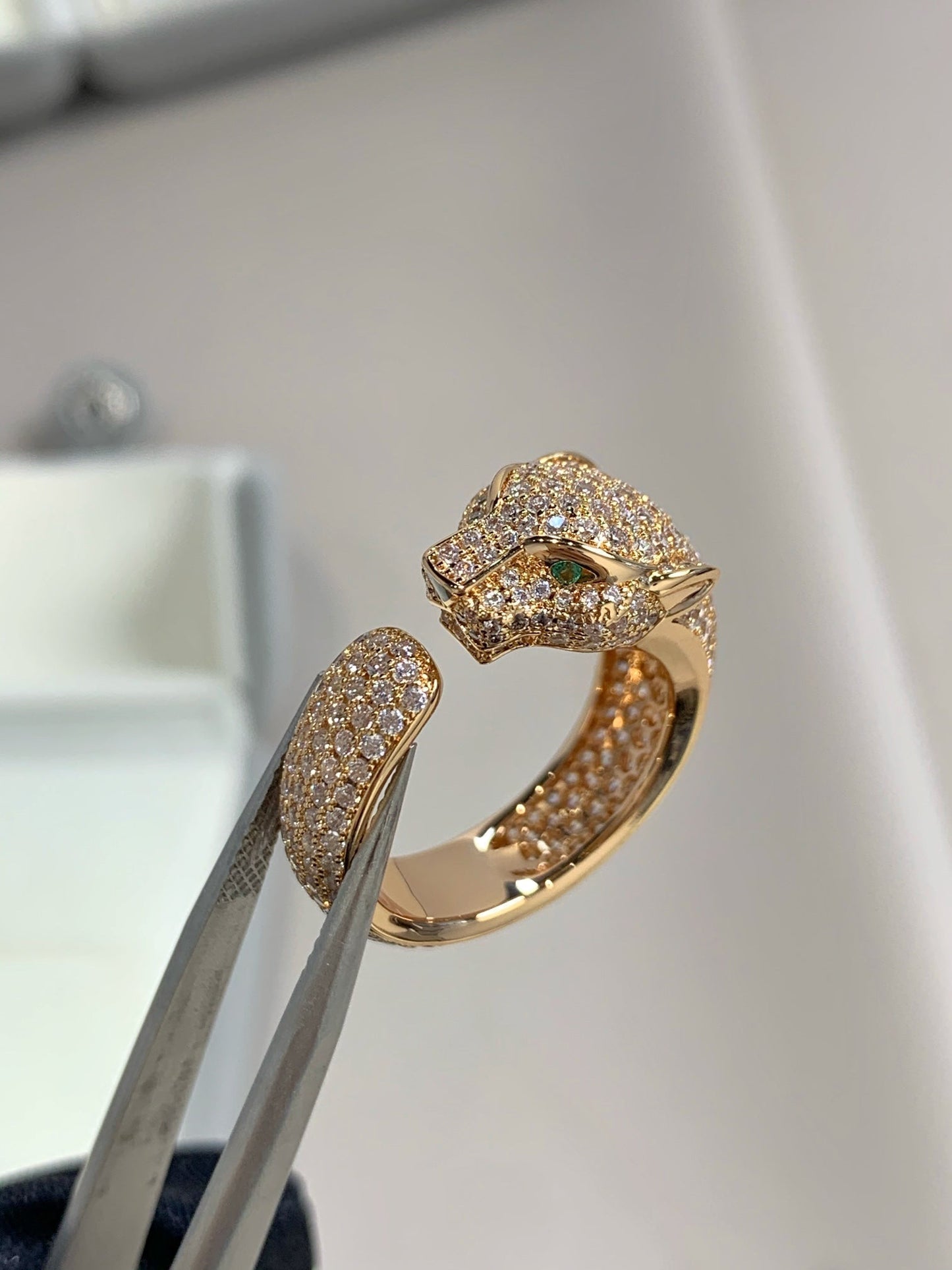 ˇGilded EraˇPANTHERE PINK GOLD DIAMOND RING