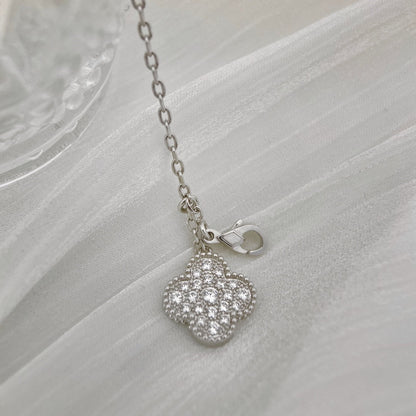 ˇGilded EraˇCLOVER 5 MOTIFS SILVER DIAMONDS NECKLACE
