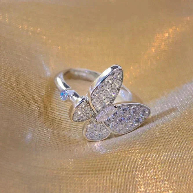 ˇGilded EraˇBUTTERFLY DIAMOND RING