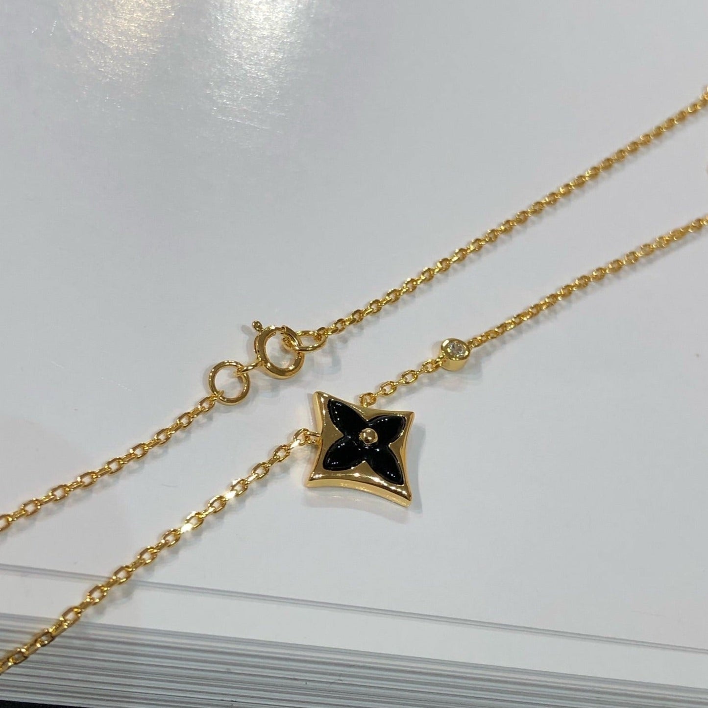 ˇGilded EraˇSTAR BLACK MOP NECKLACE