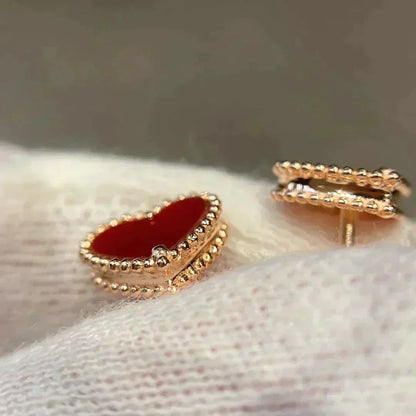 ˇGilded EraˇHEART CARNELIAN STUD EARRINGS