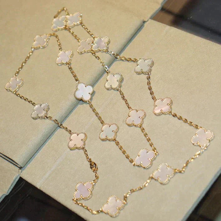 ˇGilded EraˇCLOVER 20 MOTIFS WHITE MOP NECKLACE