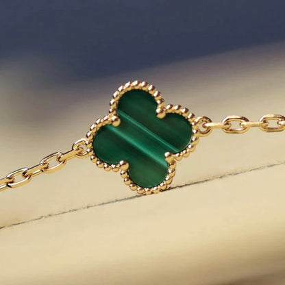 ˇGilded EraˇCLOVER 20 MOTIFS MALACHITE GOLD