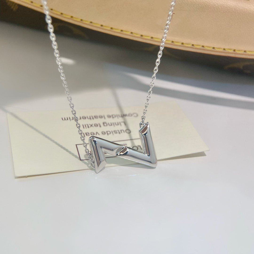 ˇGilded EraˇVOLTE UPSIDE DOWN NECKLACE