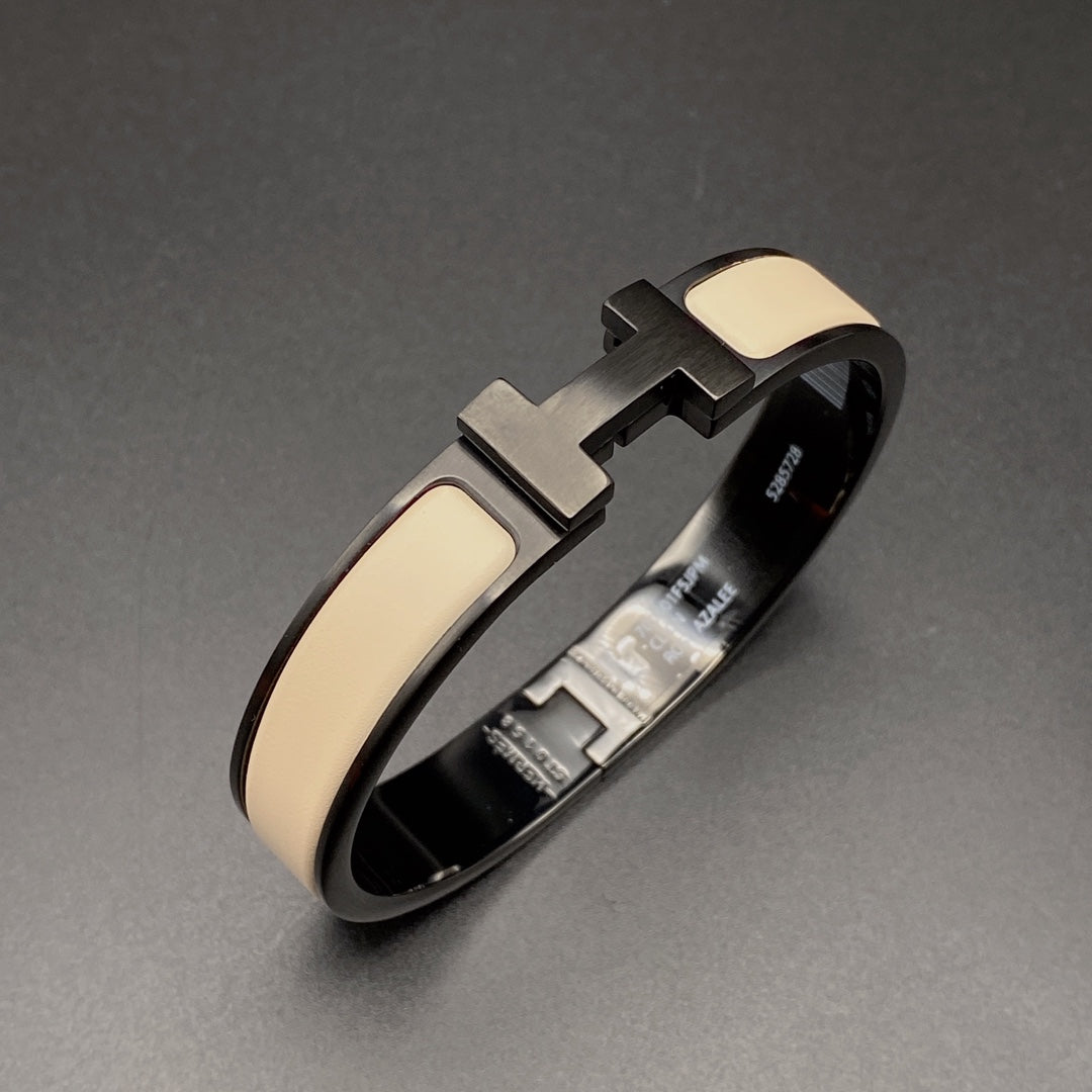 ˇGilded EraˇH BRACELET 12MM BLACK BEIGE CERAMIC