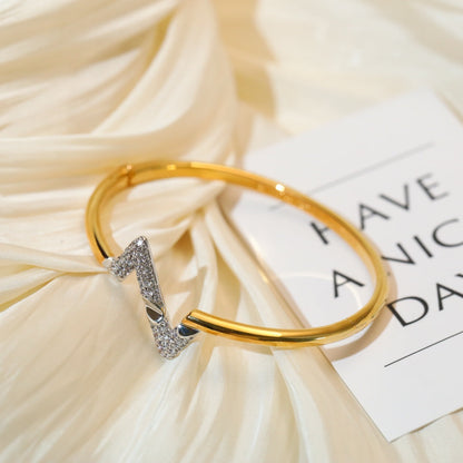 ˇGilded EraˇVOLTE UPSITE DOWN GOLD DIAMOND BRACELET