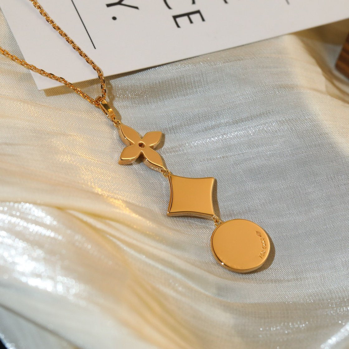 ˇGilded EraˇSTAR AND SUN DIAMOND PINK GOLD NECKLACE