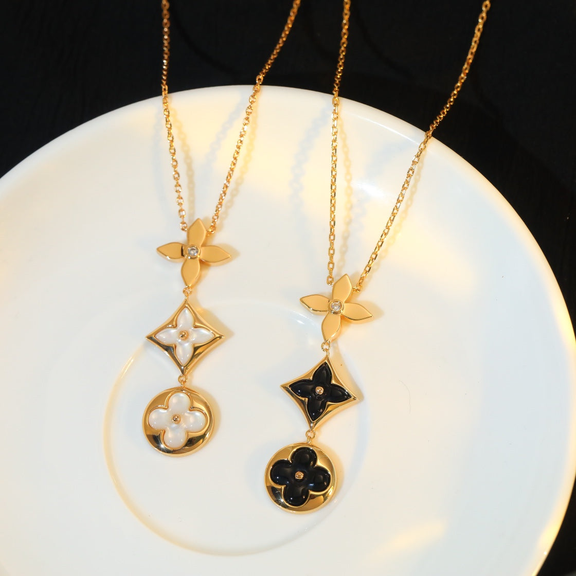 ˇGilded EraˇSTAR AND SUN ONYX PINK GOLD NECKLACE