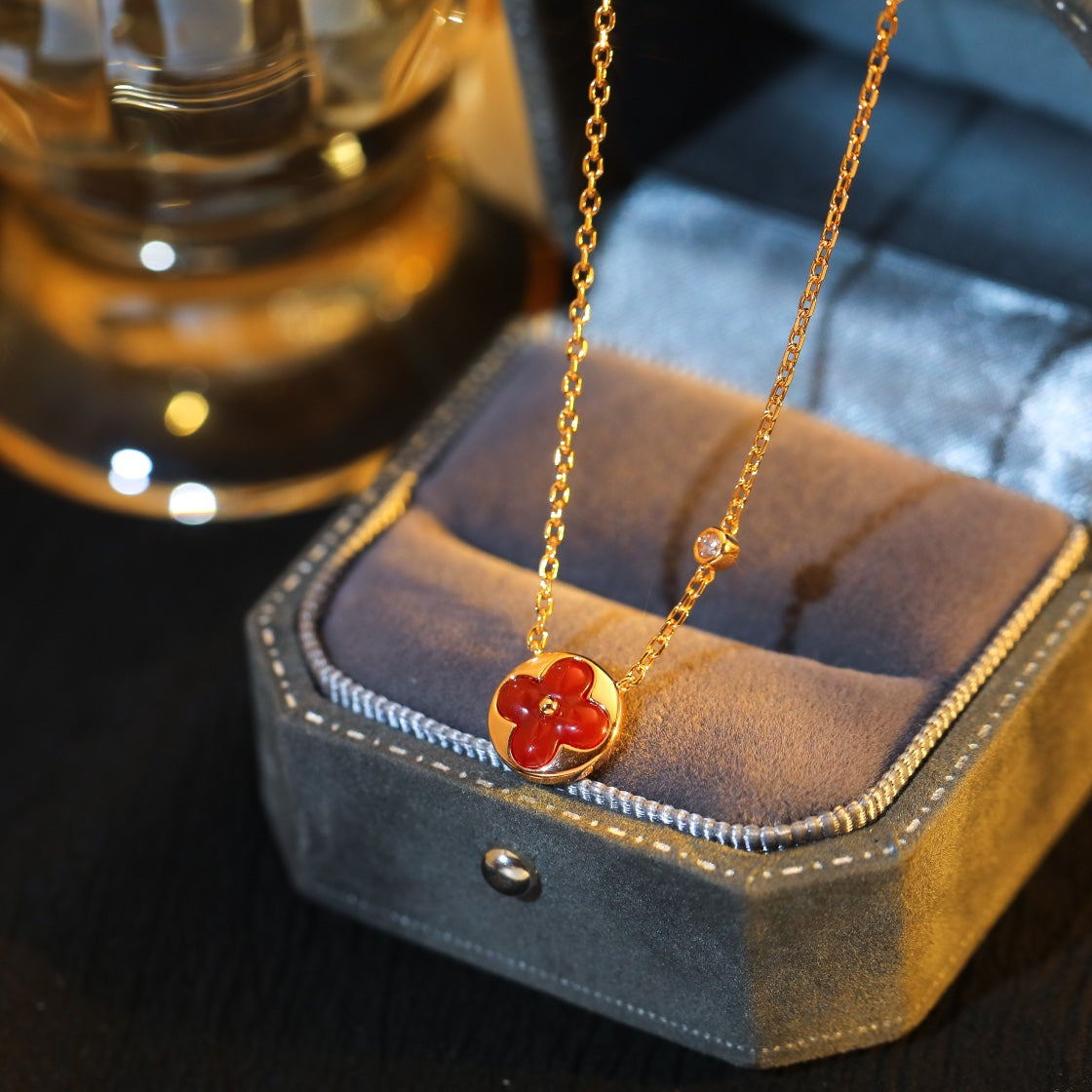 ˇGilded EraˇSUN PEDANT PINK GOLD 1 DIAMOND NECKLACE