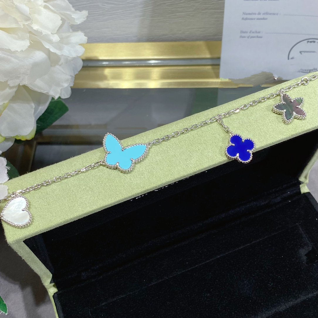 ˇGilded EraˇLUCKY SPRING SILVER BRACELET 4 MOTIF