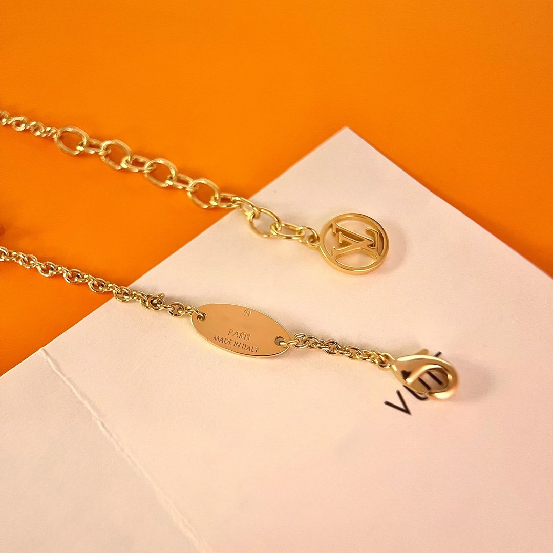 ˇGilded EraˇLOGO STAR MOTIF GOLD BRACELET