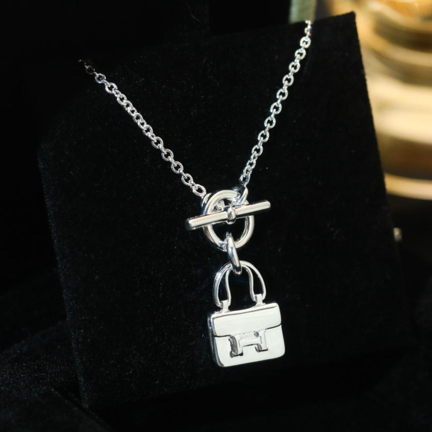 ˇGilded EraˇPOP H PEDANT SILVER NECKLACE
