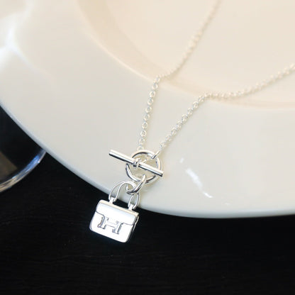 ˇGilded EraˇPOP H PEDANT SILVER NECKLACE