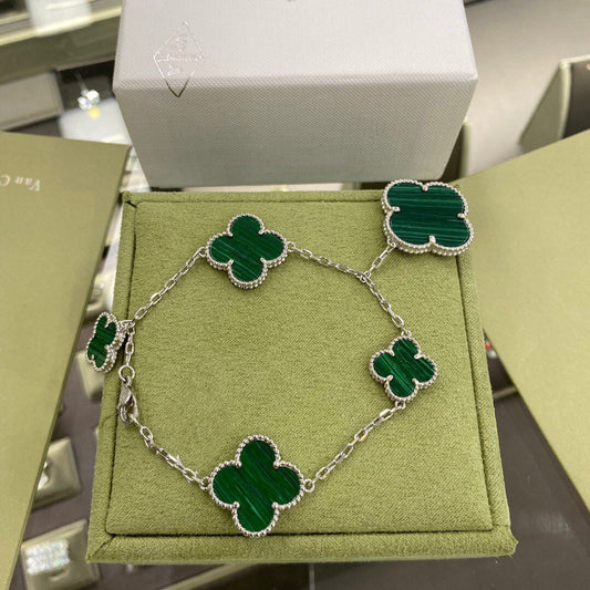 ˇGilded EraˇCLOVER 5 MOTIFS SIVLER MALACHITE BRACELET