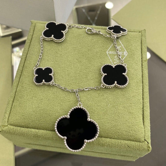ˇGilded EraˇCLOVER 5 MOTIFS SIVLER ONYX BRACELET
