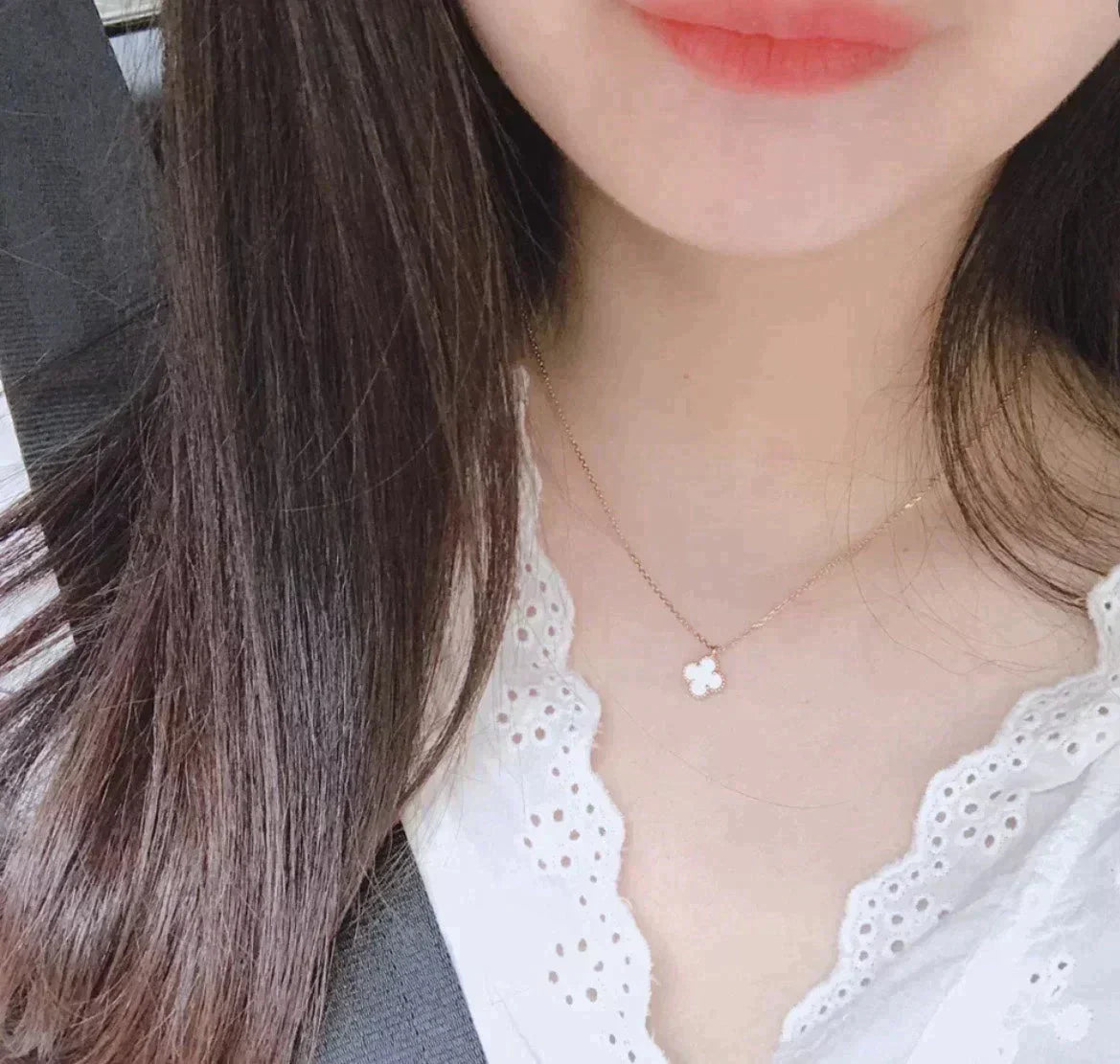 ˇGilded EraˇCLOVER MINI 9.5MM WHITE MOTHER-OF-PEARL NECKLACE