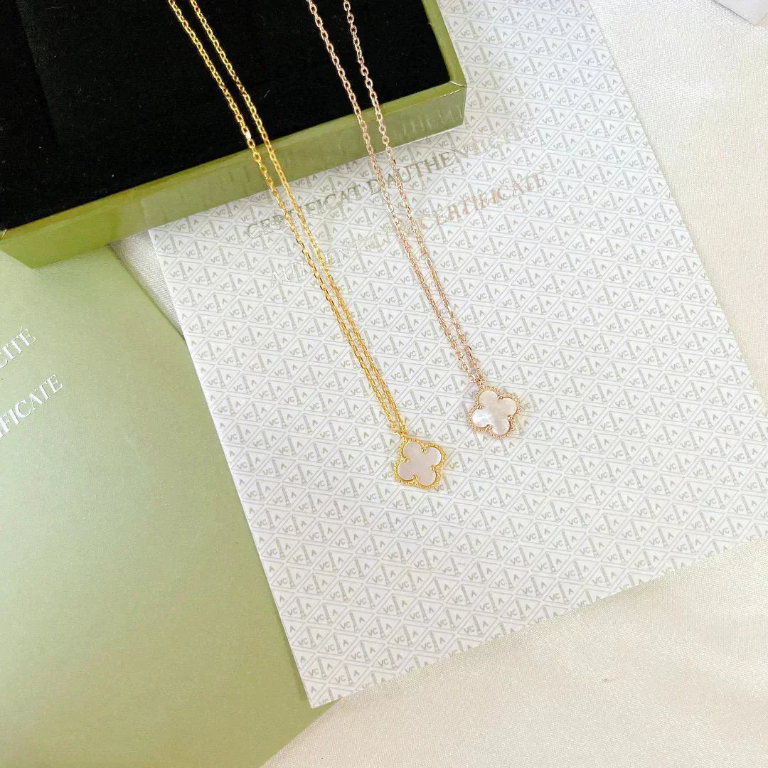 ˇGilded EraˇCLOVER MINI 9.5MM WHITE MOTHER-OF-PEARL NECKLACE