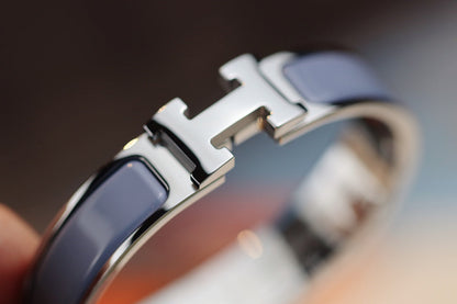 ˇGilded EraˇH BRACELET 12MM BLUE GRAY