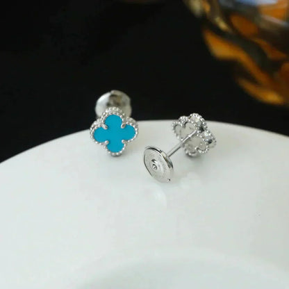 ˇGilded EraˇCLOVER MINI 9.5MM ONYX STUD EARRINGS SILVER