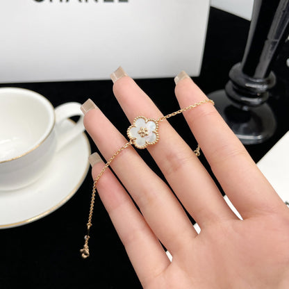 ˇGilded EraˇLUCKY SPRING ROSE GOLD MOP BRACELET