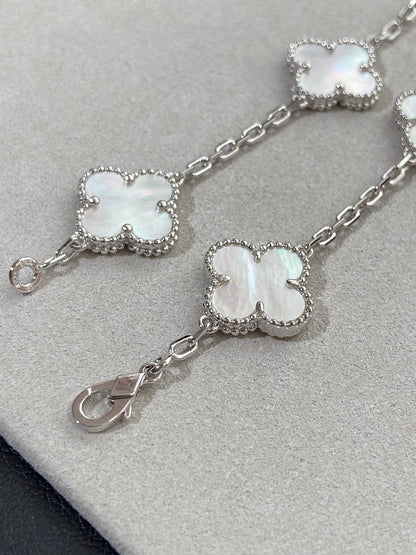ˇGilded EraˇCLOVER SILVER MOP 5 MOTIF BRACELET