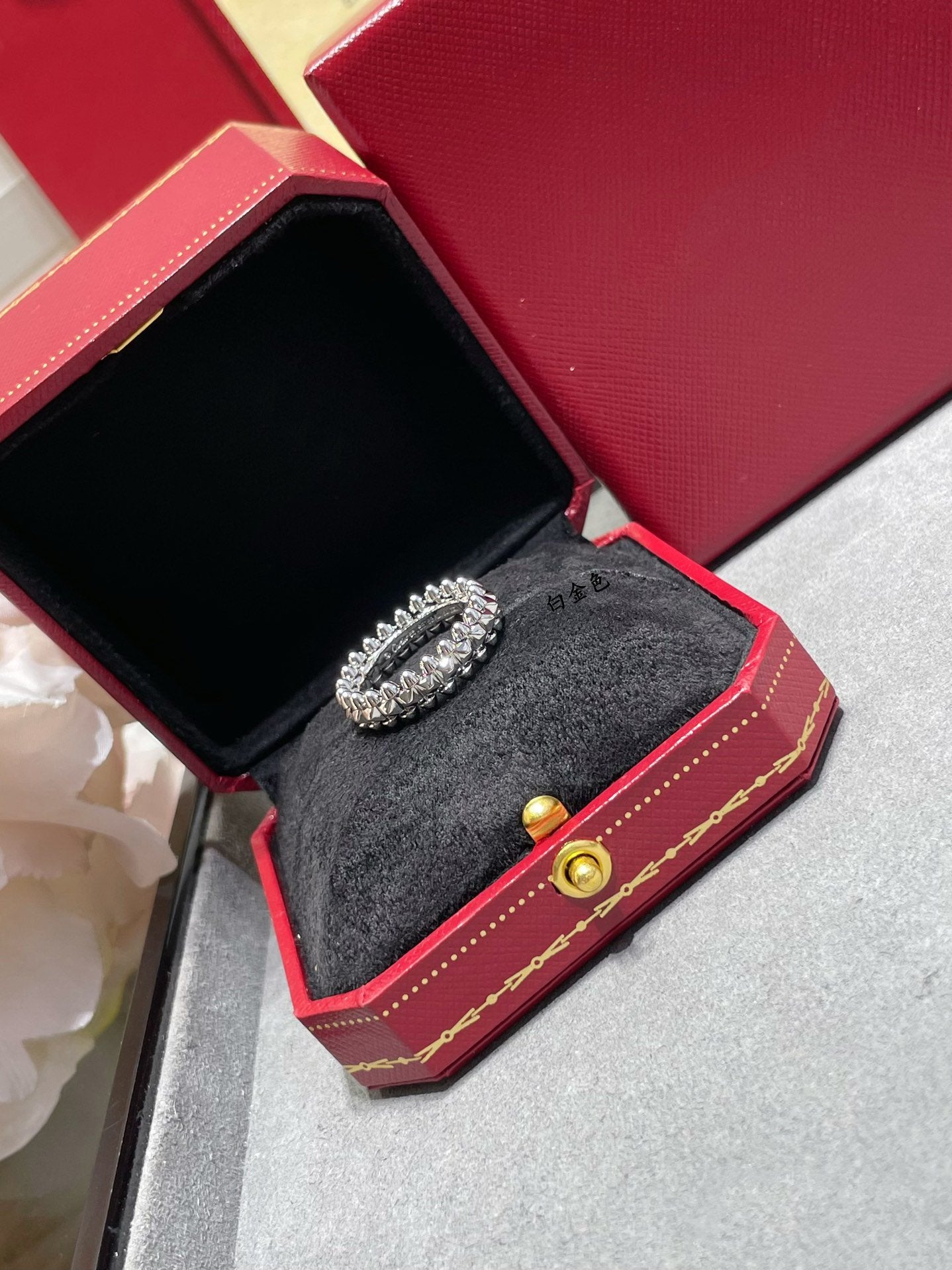 ˇGilded EraˇCLASH 5.5MM RING
