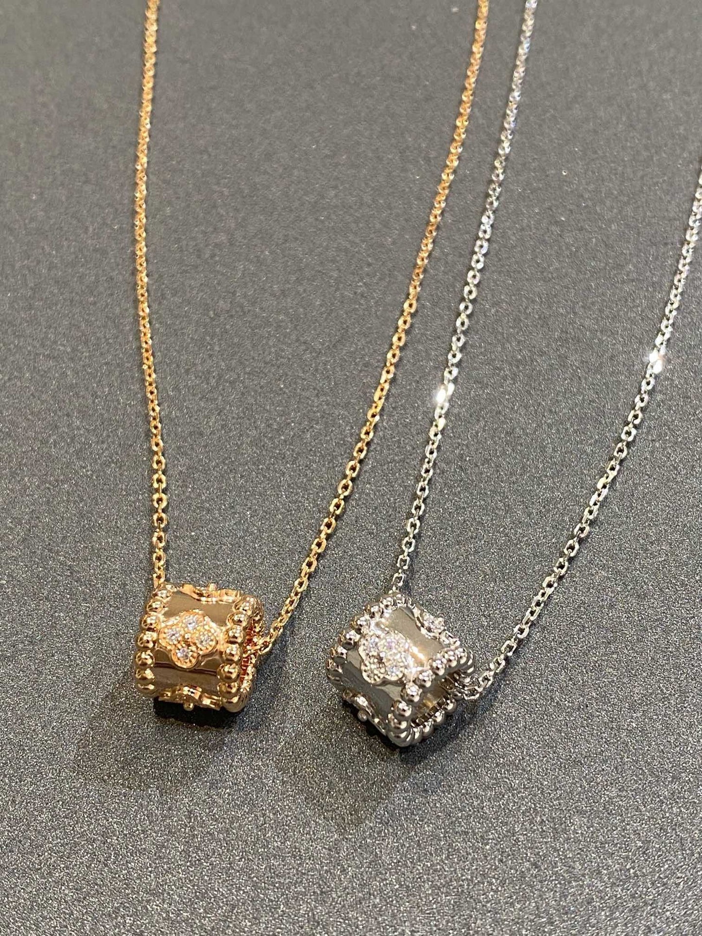 ˇGilded EraˇPERLEE PEDANT SIVLER DIAMOND NECKLACE