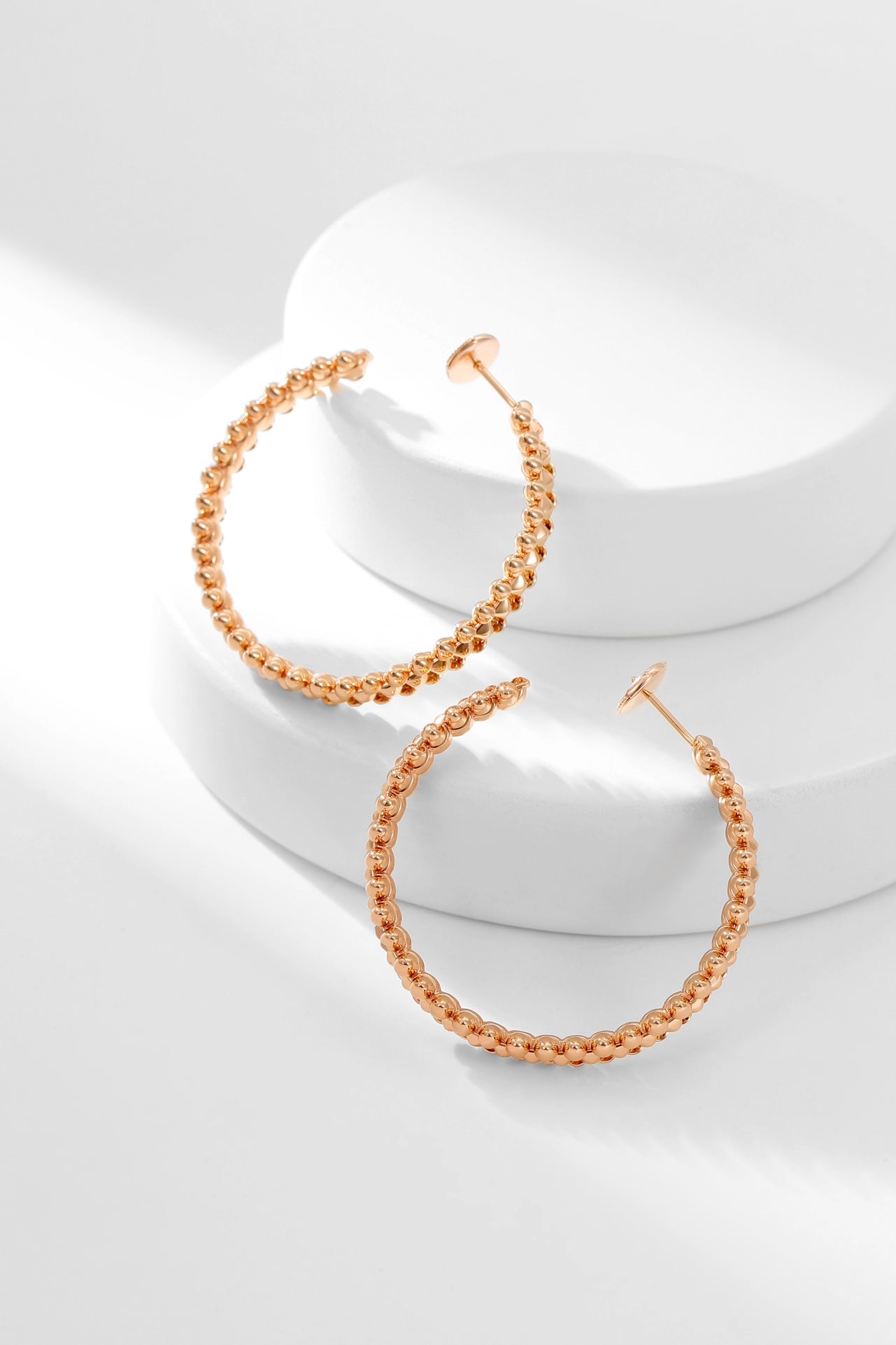 ˇGilded EraˇCLASH HOOP EARRINGS