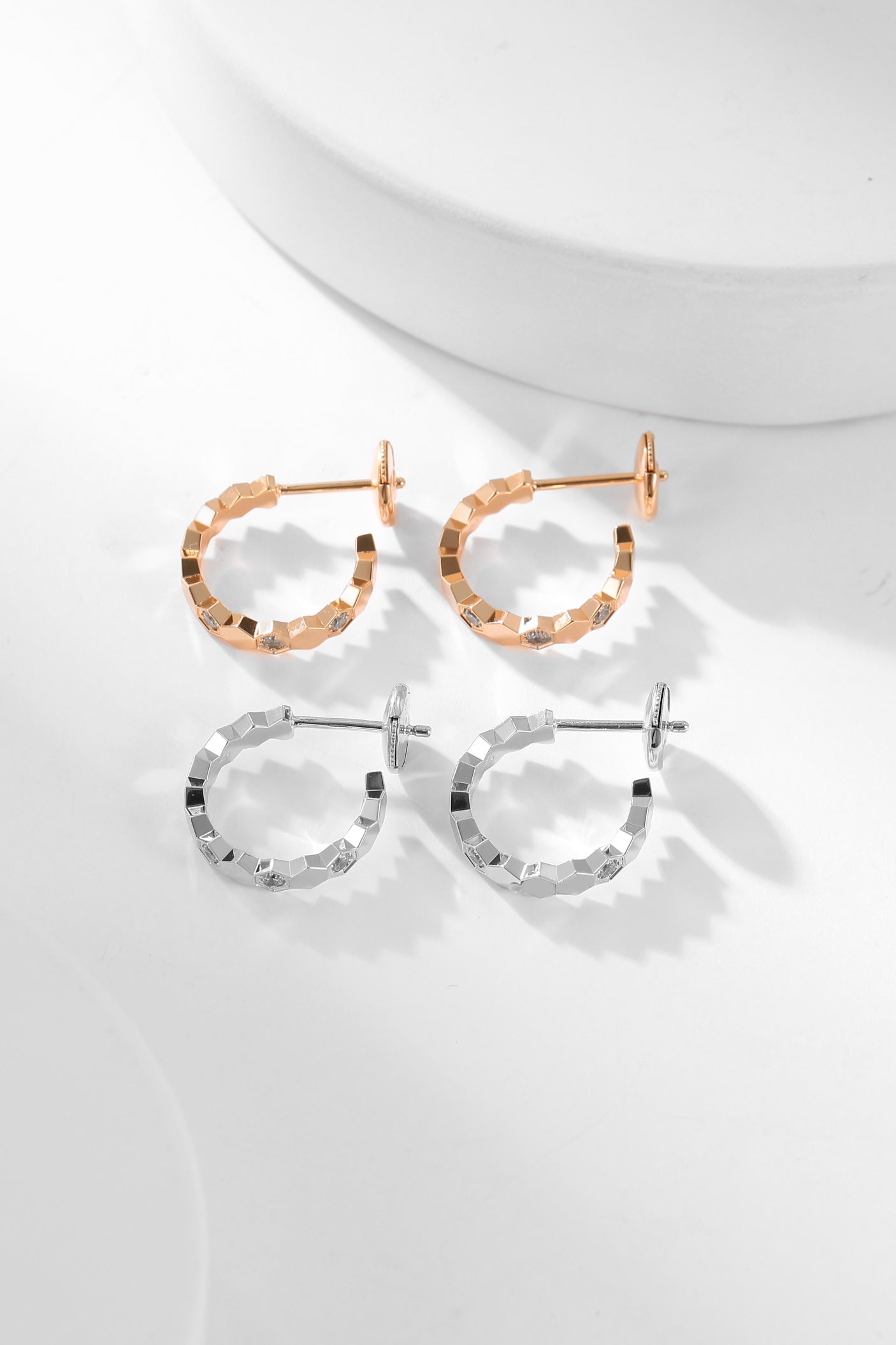 ˇGilded EraˇBEE LOVE DIAMOND HOOP EARRINGS