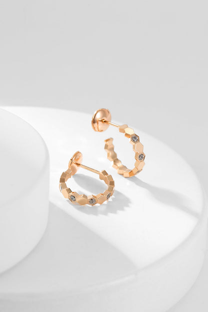 ˇGilded EraˇBEE LOVE DIAMOND HOOP EARRINGS