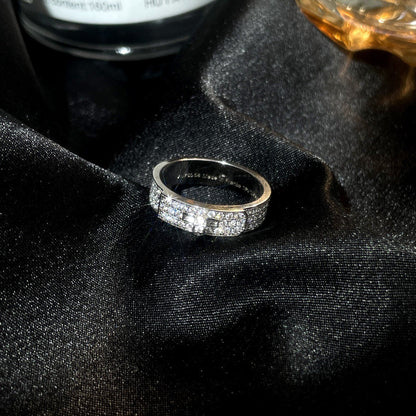 ˇGilded EraˇKELLY SILVER DIAMOND RING