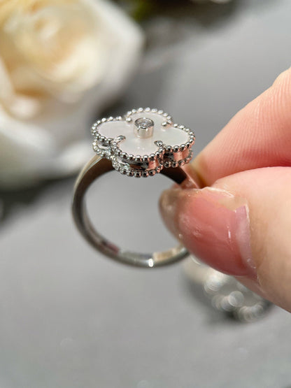 ˇGilded EraˇCLOVER SILVER MOP DIAMOND RING