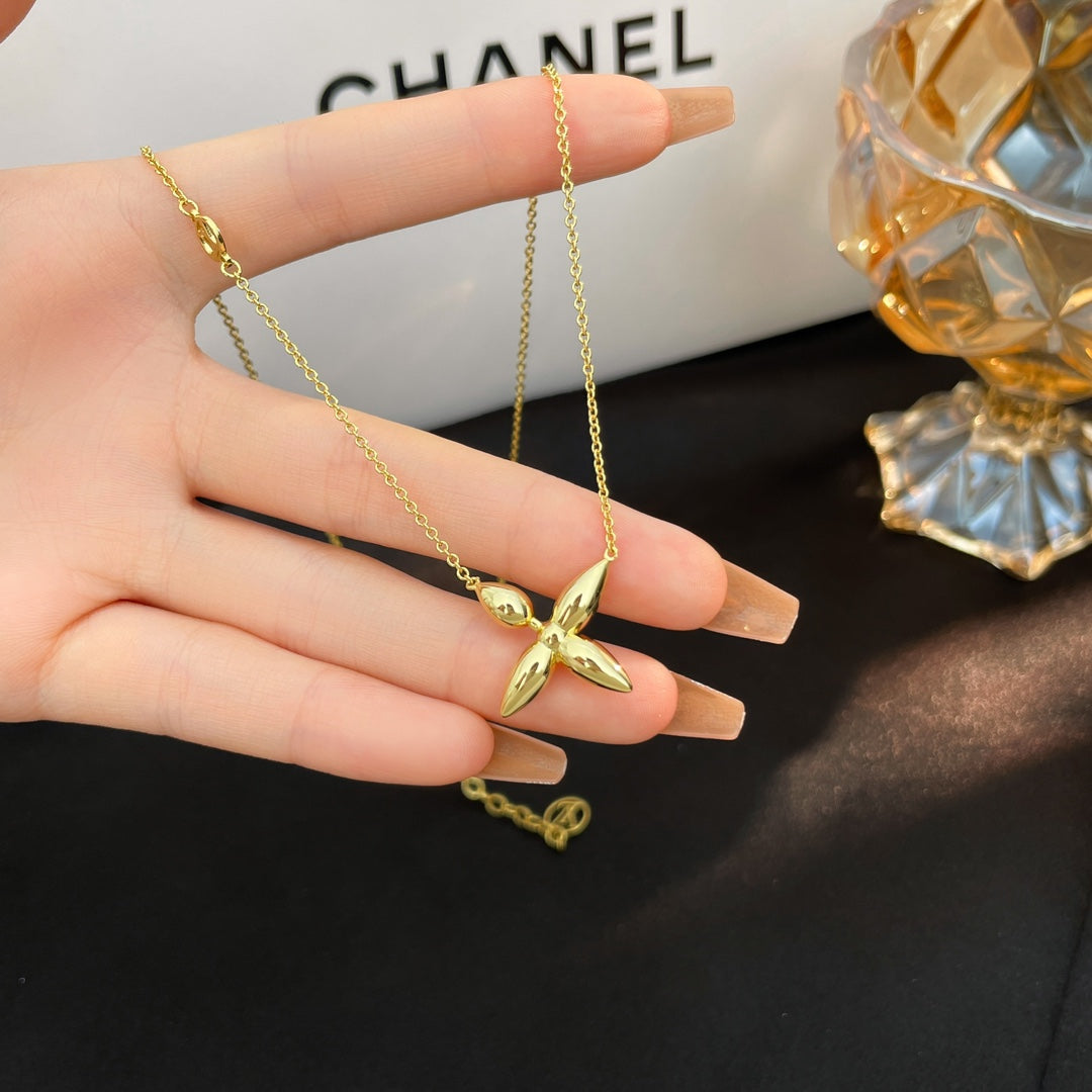 ˇGilded EraˇLOUISETTE GOLD NECKLACE